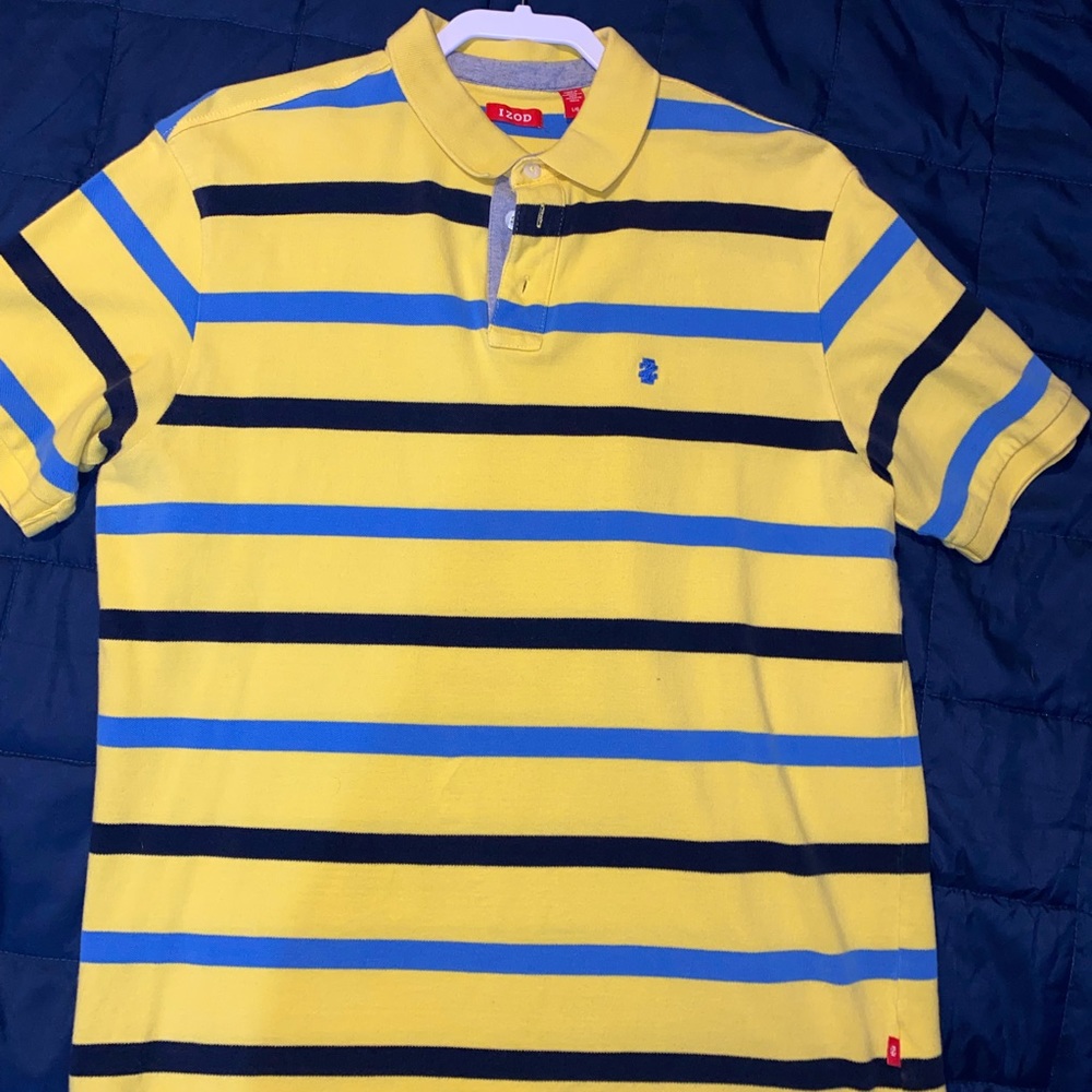 IZOD polo style shirt. Size Large